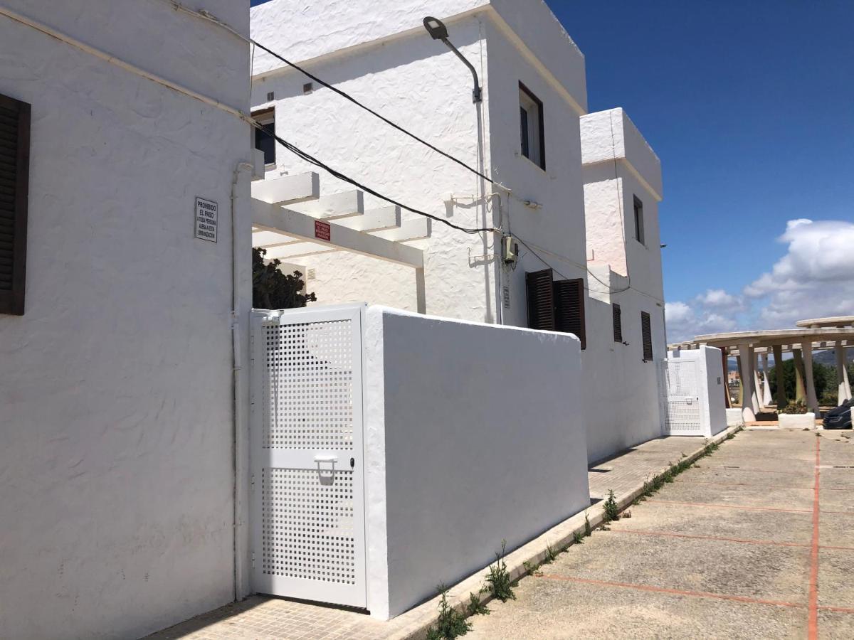 Tarifa Beach Apartment With Ocean Views And Pool Exterior photo