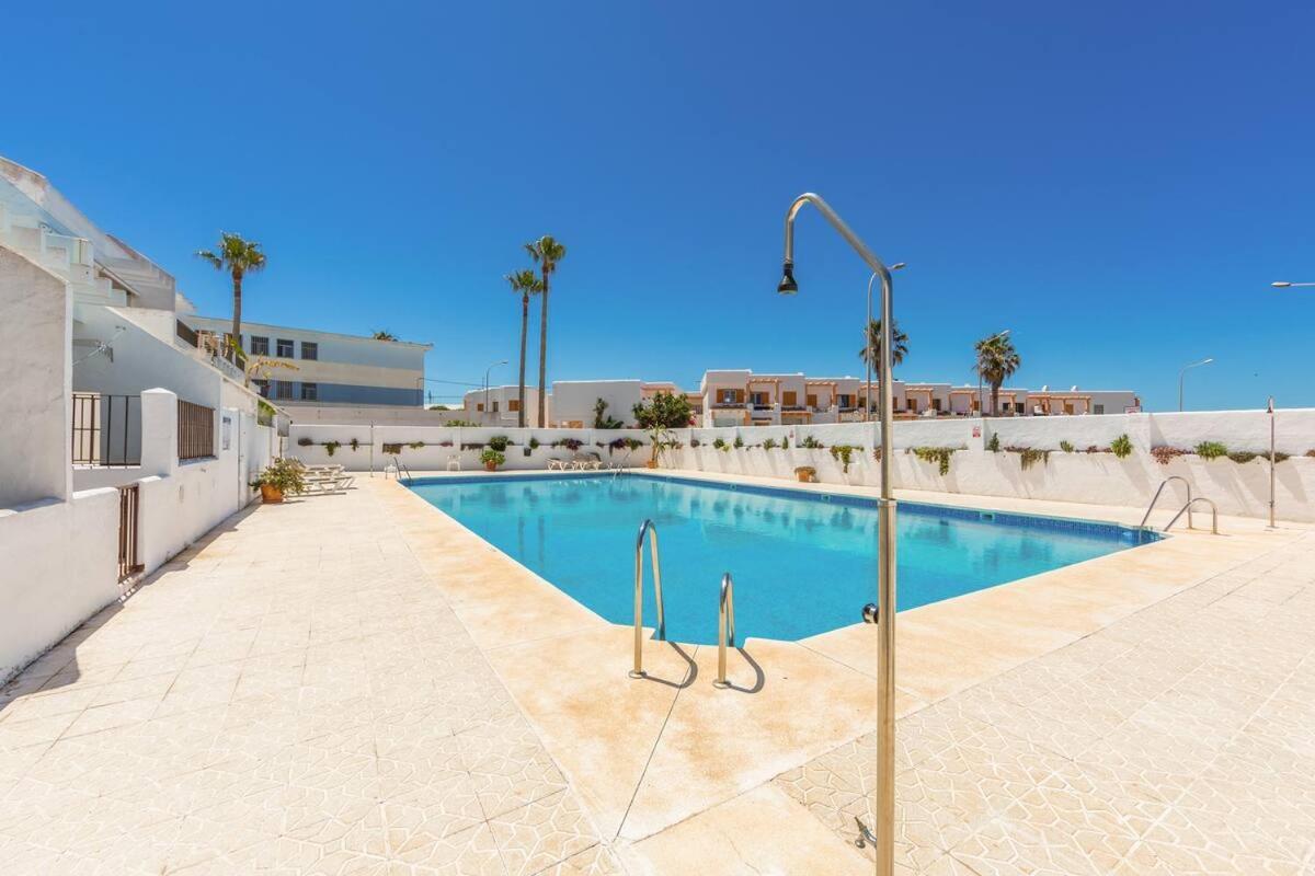 Tarifa Beach Apartment With Ocean Views And Pool Exterior photo
